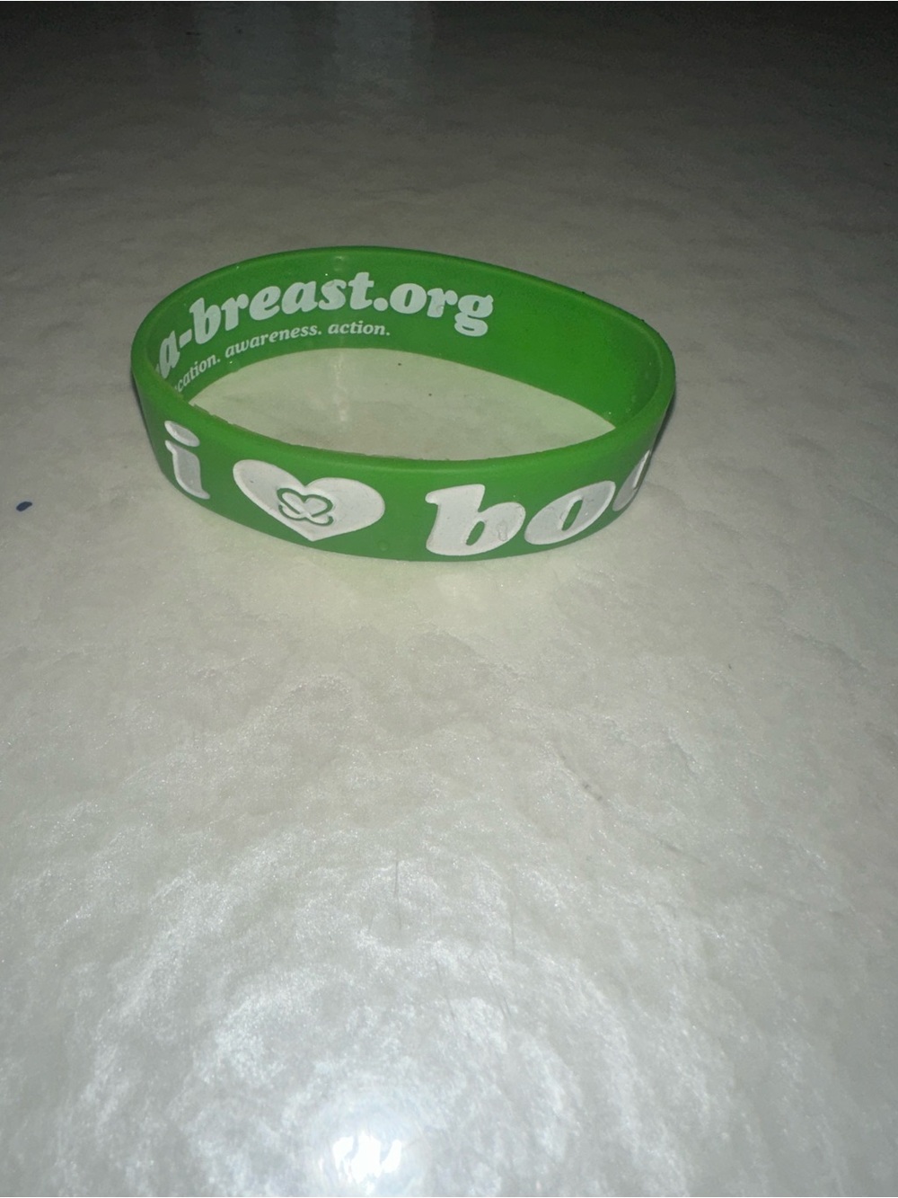I Heart Boobies Bracelet Green Breast Cancer Awareness Great Condition